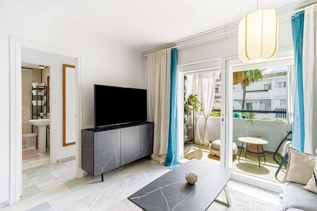 2 chambre Appartement à vendre à Riviera del Sol, Mijas avec piscine - 299 000 € (Ref: 9969049)