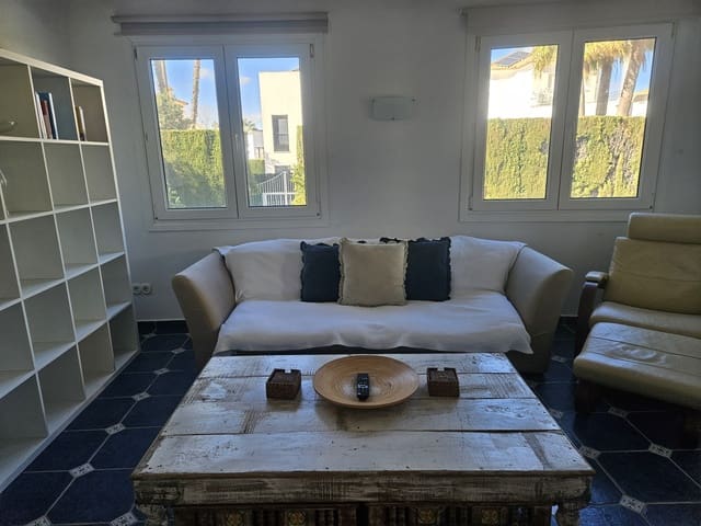 2 soverom Bungalow til salgs i Oliva Nova, Oliva - € 450 000 (Ref: 8782172)