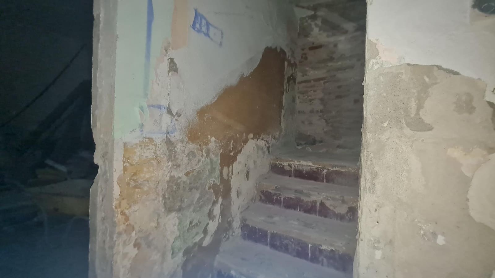 3 bedroom Townhouse for sale in La Linea de la Concepcion - € 130,000 (Ref: 8847744)