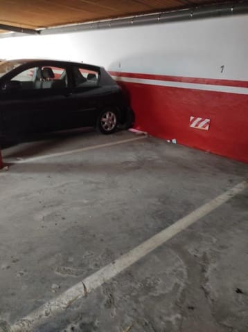 Garage til salg i La Línea de la Concepción - € 18.000 (Ref: 9398690)