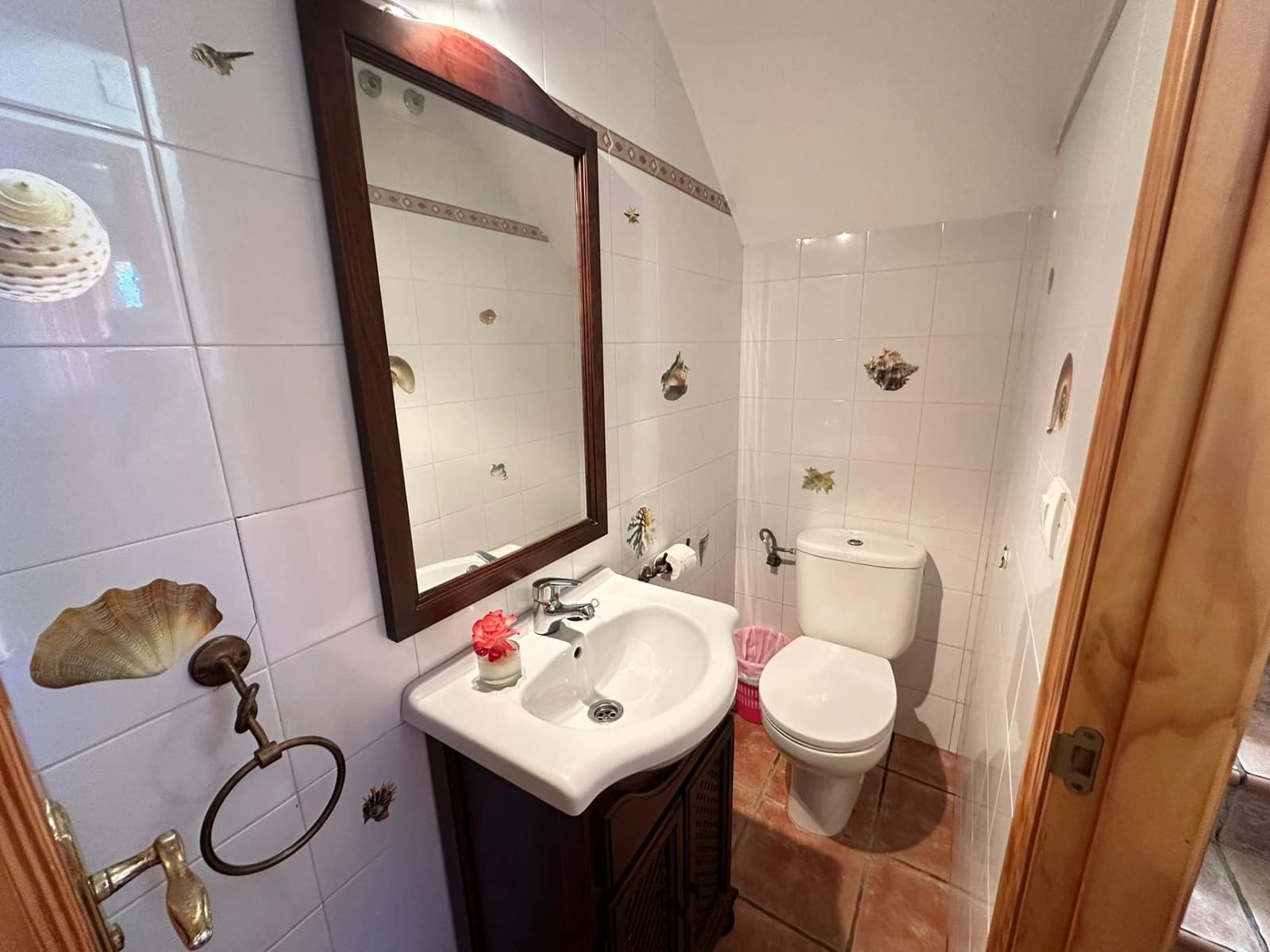 3 soverom Kjedet enebolig til salgs i La Linea de la Concepcion med svømmebasseng - € 288 000 (Ref: 9533962)