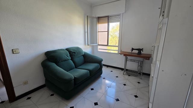 3 Zimmer Wohnung zu verkaufen in La Línea de la Concepción - 138.500 € (Ref: 9605200)