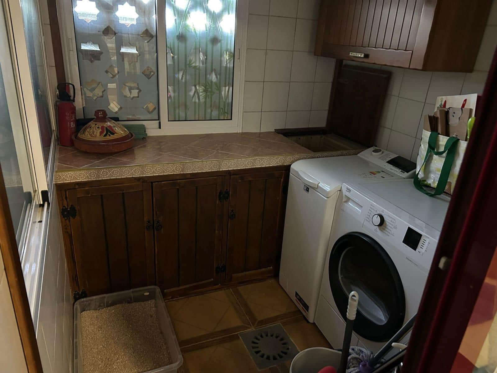 4 sypialnia Dom szeregowy na sprzedaż w La Linea de la Concepcion z basenem - 365 000 € (Ref: 9652217)