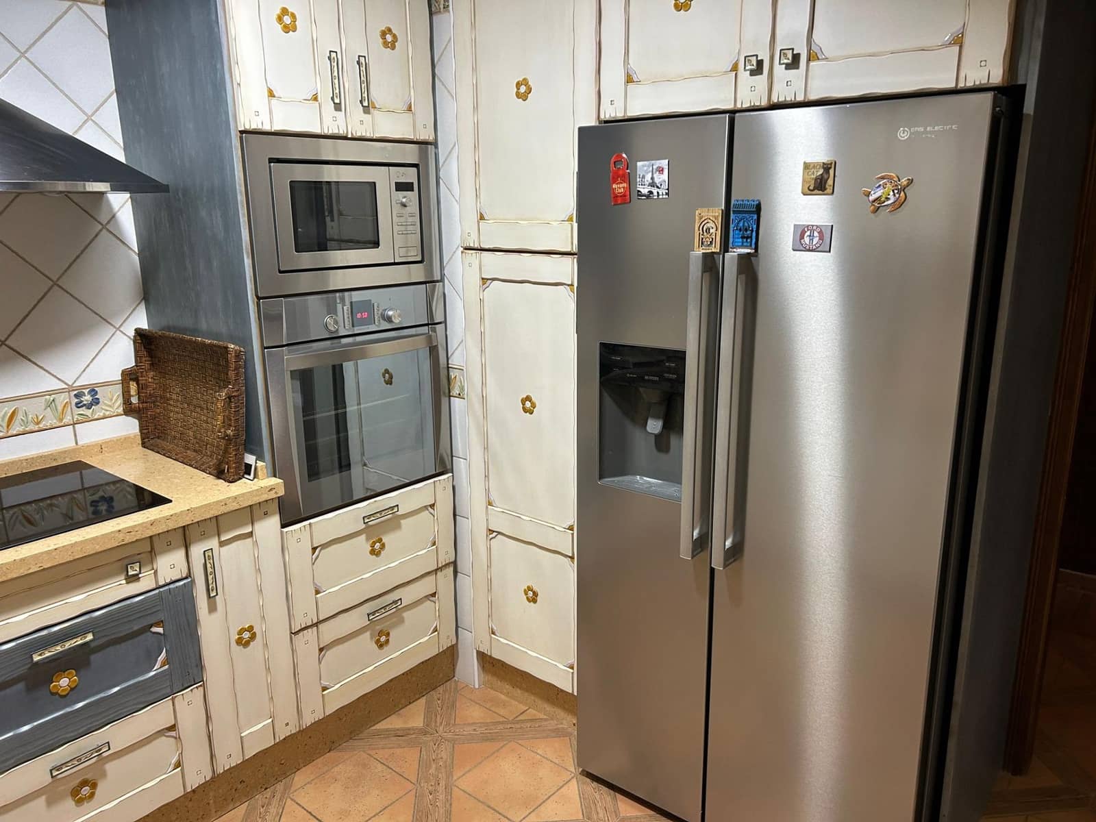 4 sypialnia Dom szeregowy na sprzedaż w La Linea de la Concepcion z basenem - 365 000 € (Ref: 9652217)