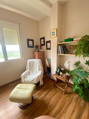 Piso de 6 habitaciones en San Roque en venta - 259.000 € (Ref: 9652218)