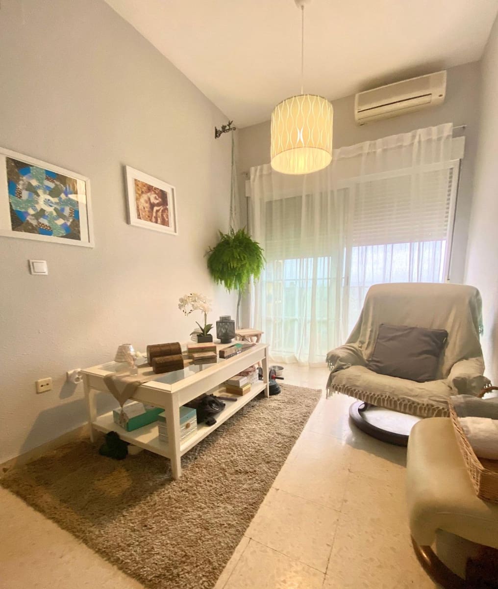 Piso de 6 habitaciones en San Roque en venta - 259.000 € (Ref: 9652218)