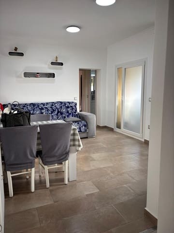 2 bedroom Flat for sale in Algeciras - € 99,000 (Ref: 9674477)