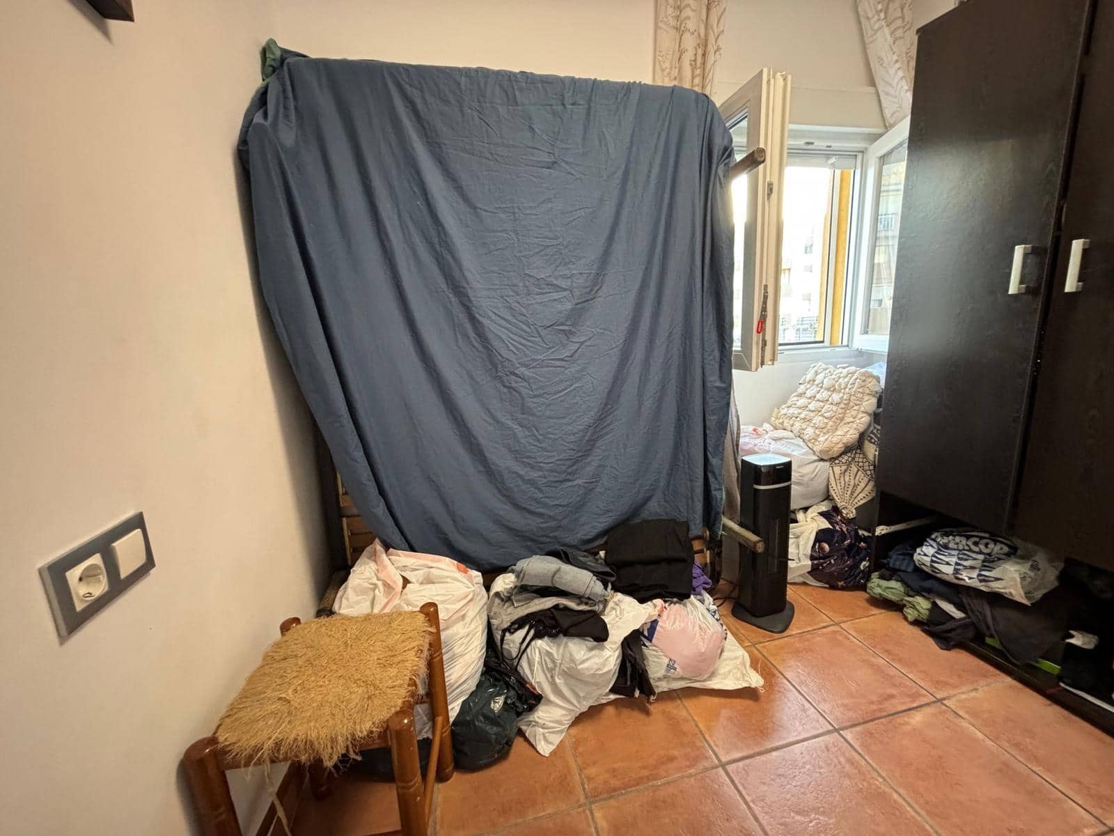 2 bedroom Flat for sale in Algeciras - € 99,000 (Ref: 9674477)