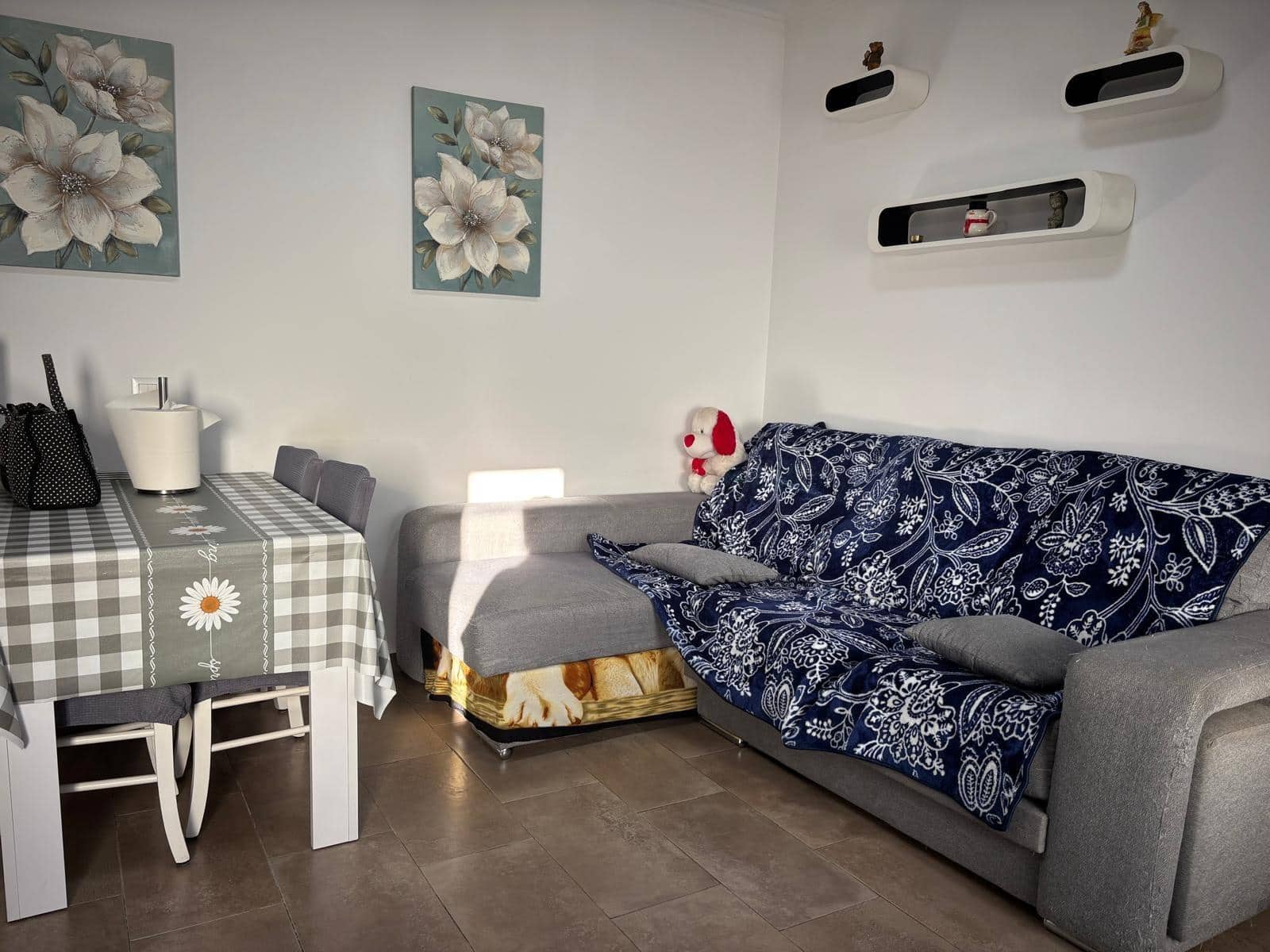 2 bedroom Flat for sale in Algeciras - € 99,000 (Ref: 9674477)