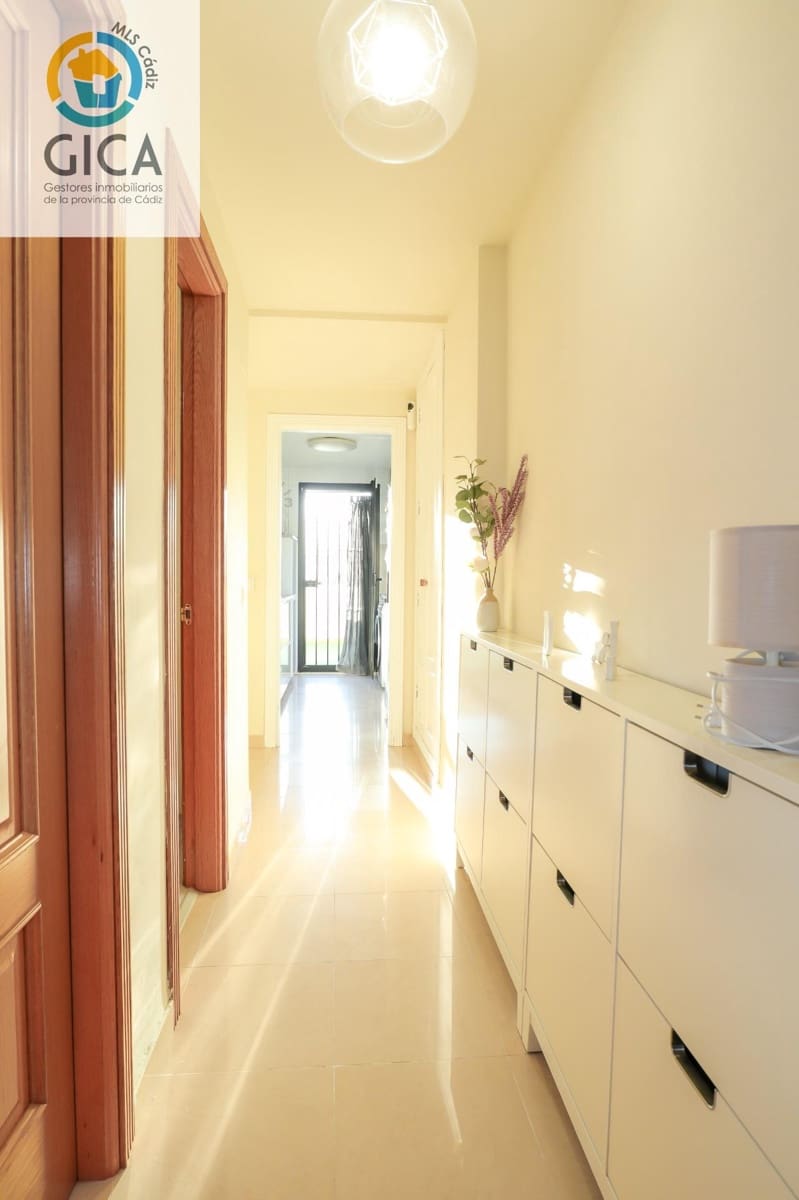 3 chambre Penthouse à vendre à Algeciras avec garage - 269 900 € (Ref: 9674479)