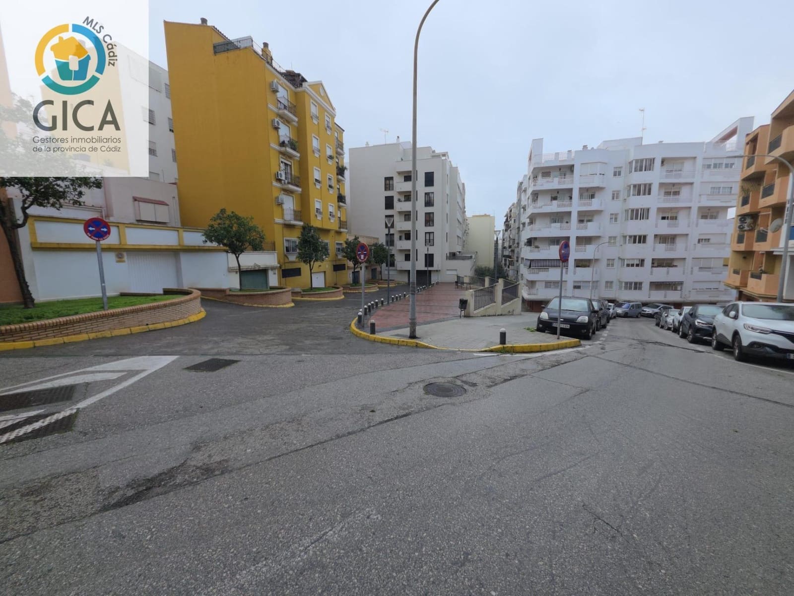 3 chambre Penthouse à vendre à Algeciras avec garage - 269 900 € (Ref: 9674479)