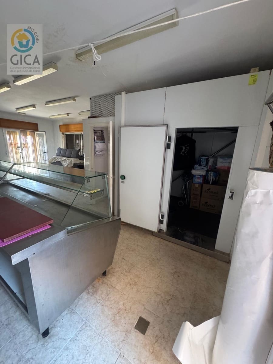 7 chambre Villa/Maison à vendre à Algeciras - 364 995 € (Ref: 9674480)