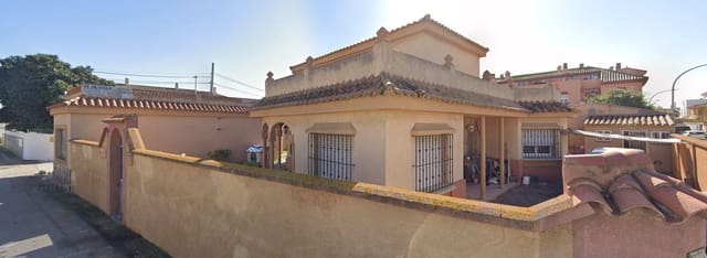 7 Zimmer Villa zu verkaufen in Algeciras - 364.995 € (Ref: 9674480)