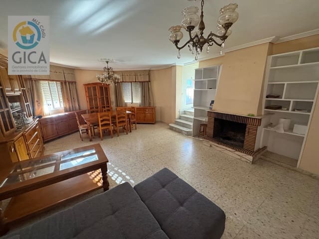 7 Zimmer Villa zu verkaufen in Algeciras - 364.995 € (Ref: 9674480)