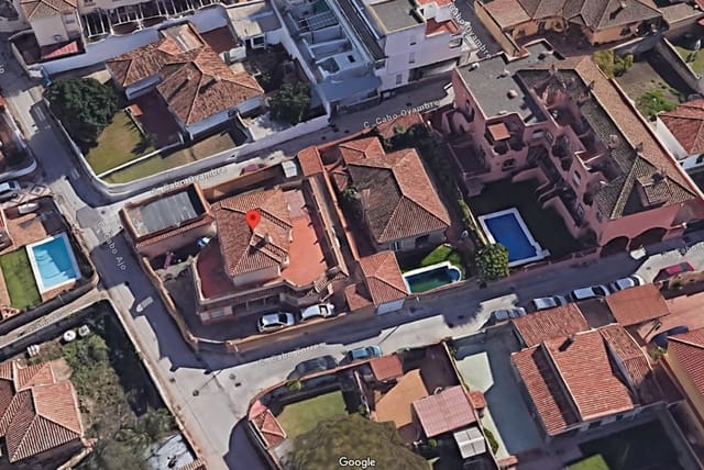 7 Zimmer Villa zu verkaufen in Algeciras - 364.995 € (Ref: 9674480)