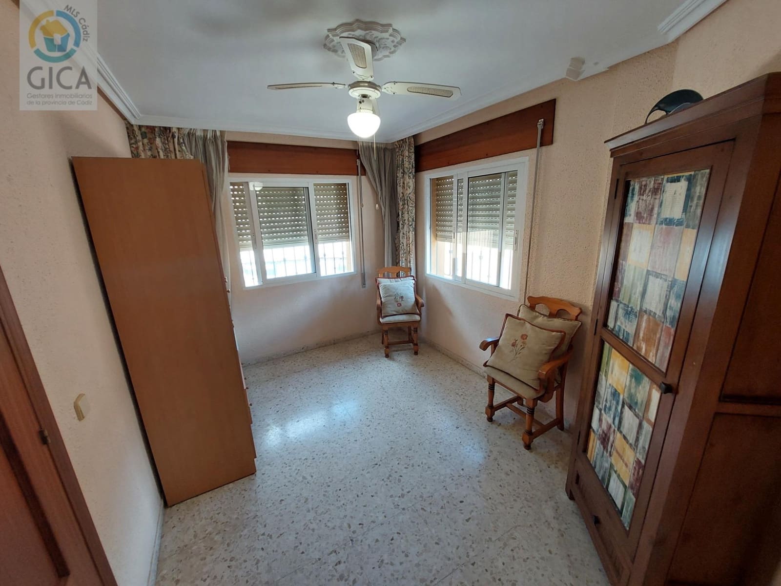 7 chambre Villa/Maison à vendre à Algeciras - 364 995 € (Ref: 9674480)