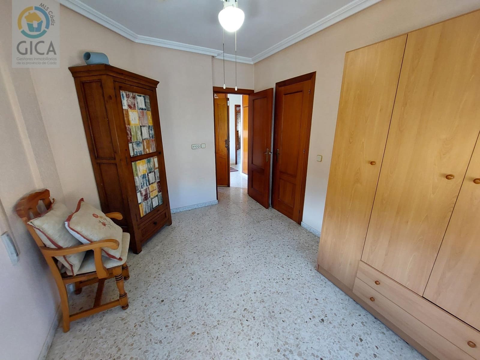 7 chambre Villa/Maison à vendre à Algeciras - 364 995 € (Ref: 9674480)