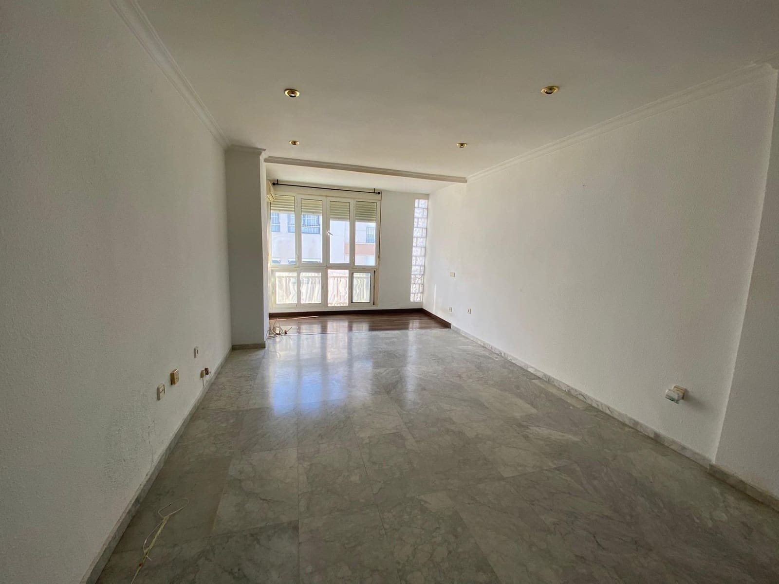 4 quarto Penthouse para venda em Algeciras - 245 000 € (Ref: 9674483)