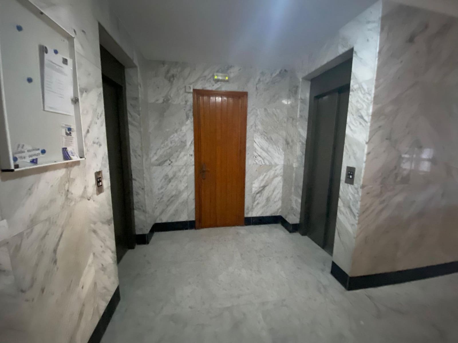 4 quarto Penthouse para venda em Algeciras - 245 000 € (Ref: 9674483)