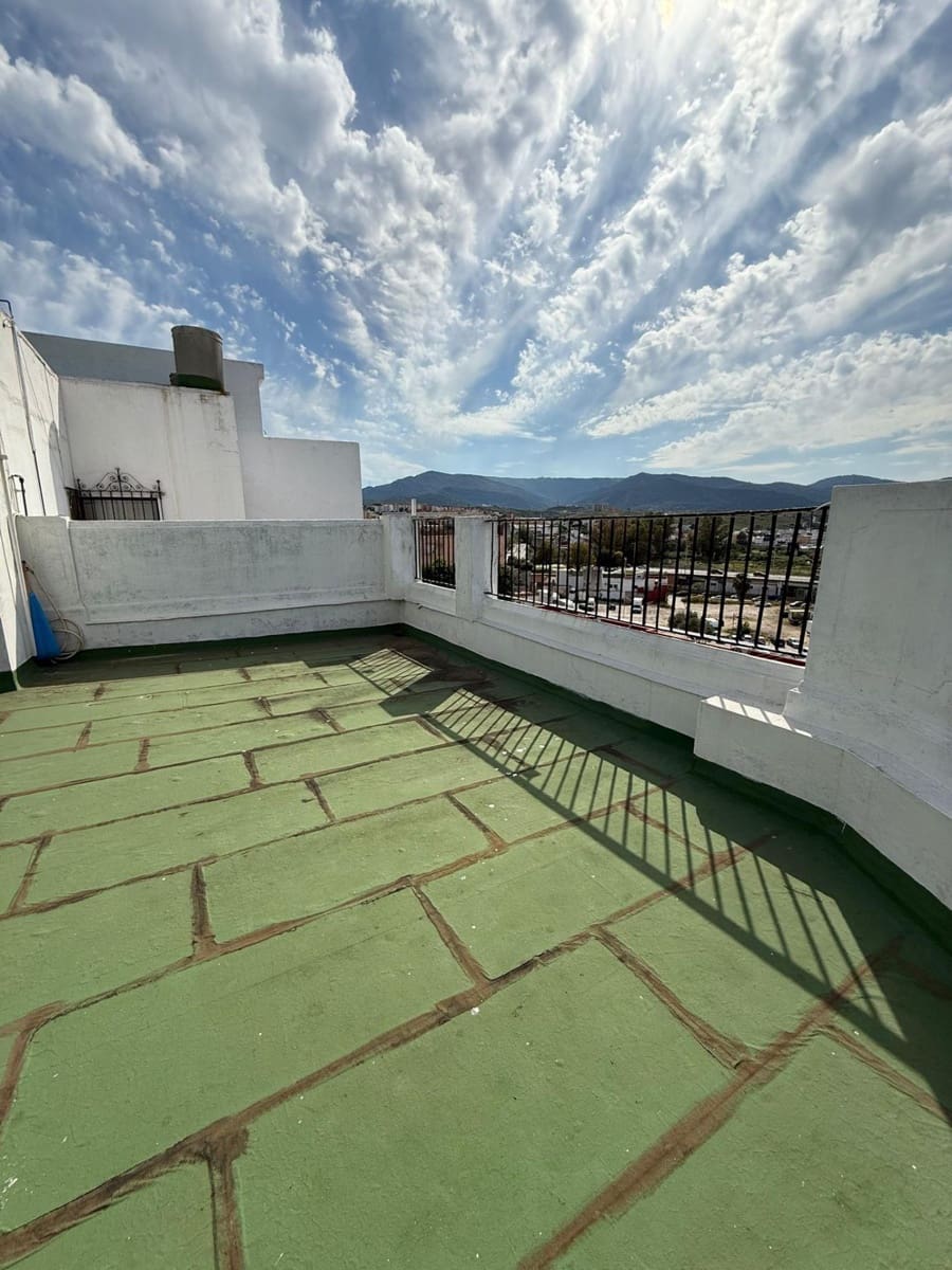 4 camera da letto Villa in vendita in Algeciras con garage - 355.000 € (Rif: 9674484)