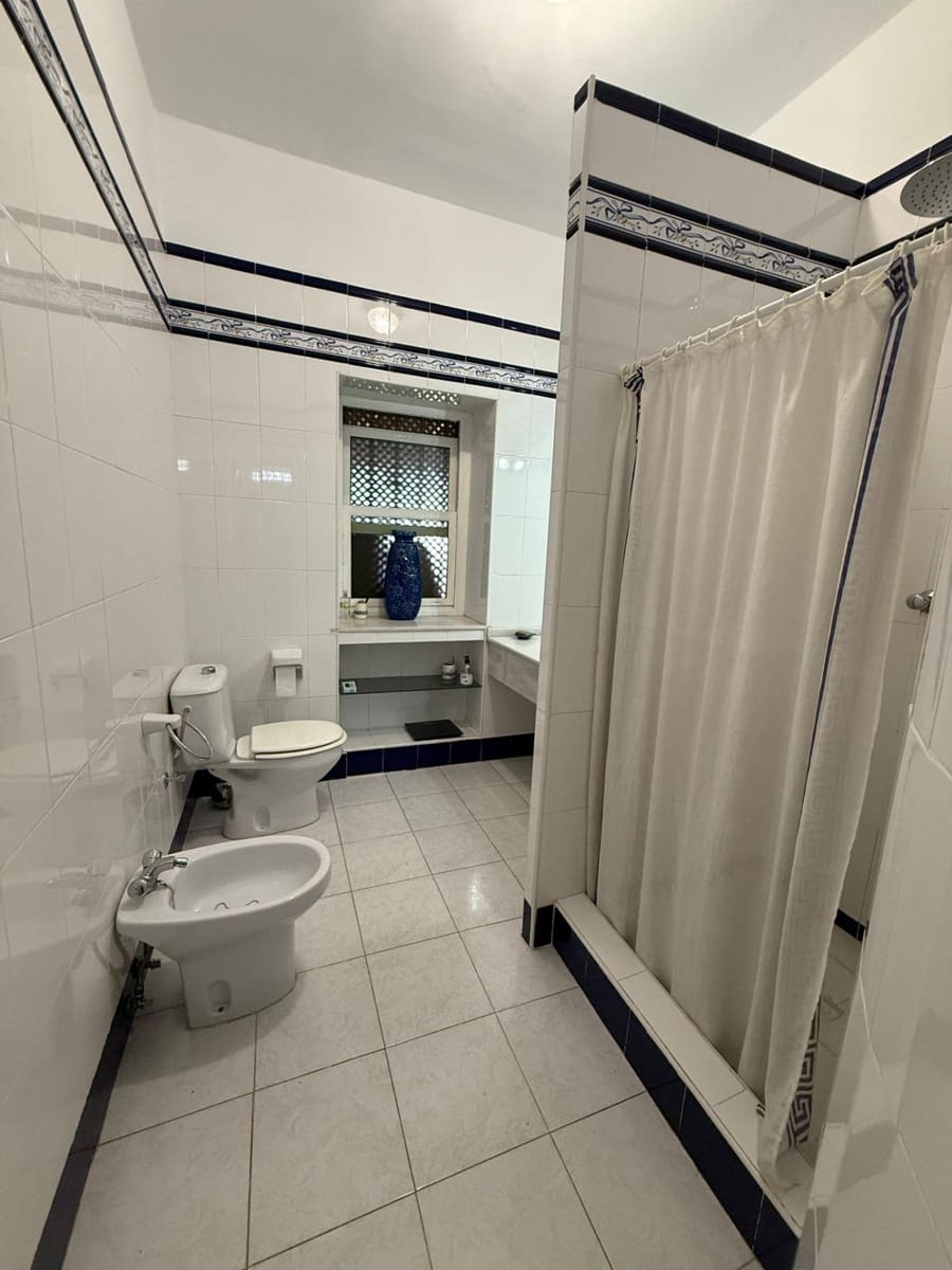 4 camera da letto Villa in vendita in Algeciras con garage - 355.000 € (Rif: 9674484)