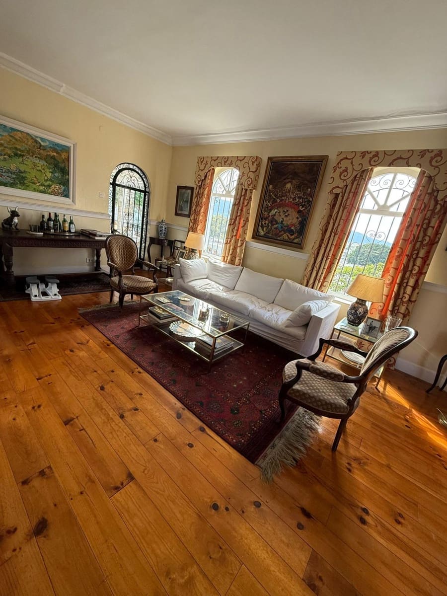 4 camera da letto Villa in vendita in Algeciras con garage - 355.000 € (Rif: 9674484)