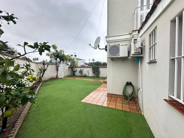 3 sypialnia Dom blizniak na sprzedaż w Guadacorte, Los Barrios - 338 000 € (Ref: 9674488)