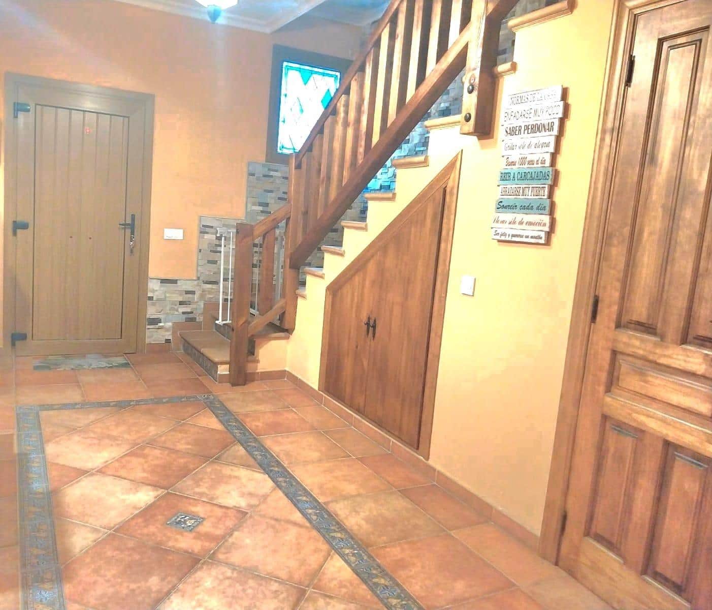 3 chambre Maison de Ville à vendre à Algeciras - 185 000 € (Ref: 9674489)