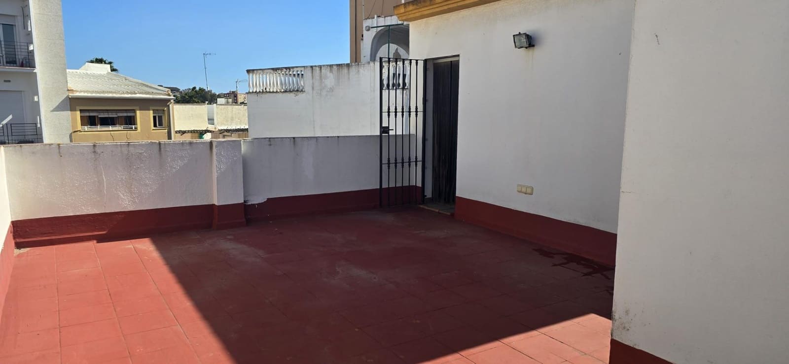 3 chambre Maison de Ville à vendre à Algeciras - 185 000 € (Ref: 9674489)