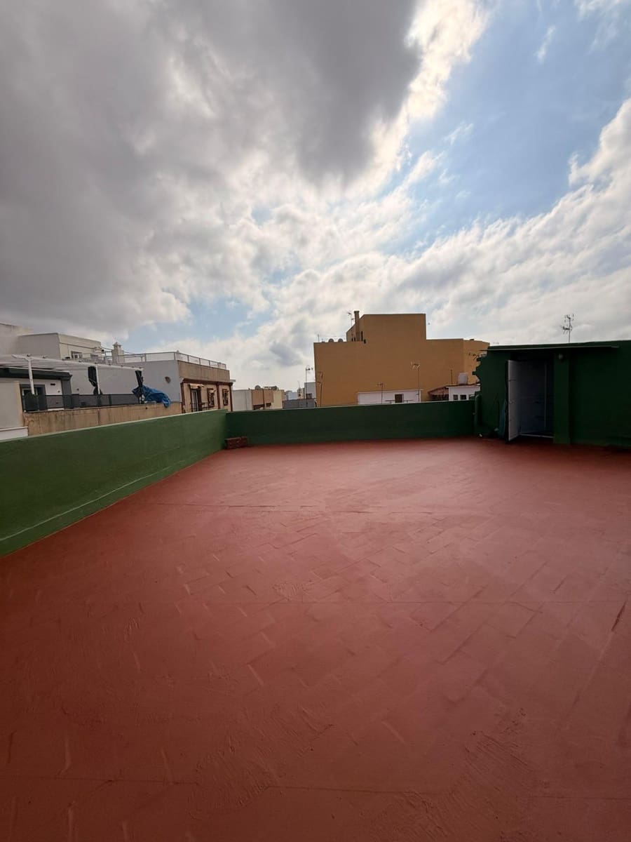 6 camera da letto Villa in vendita in Algeciras con garage - 530.000 € (Rif: 9677637)