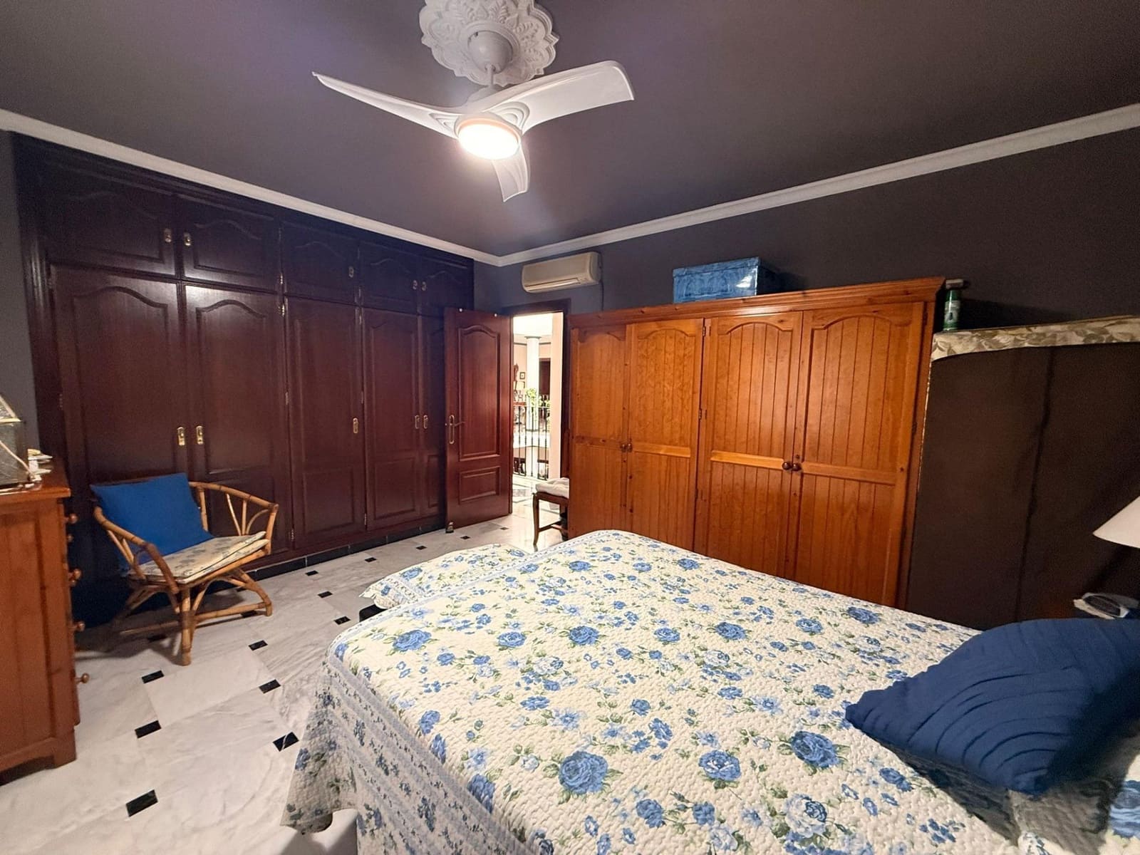 6 camera da letto Villa in vendita in Algeciras con garage - 530.000 € (Rif: 9677637)