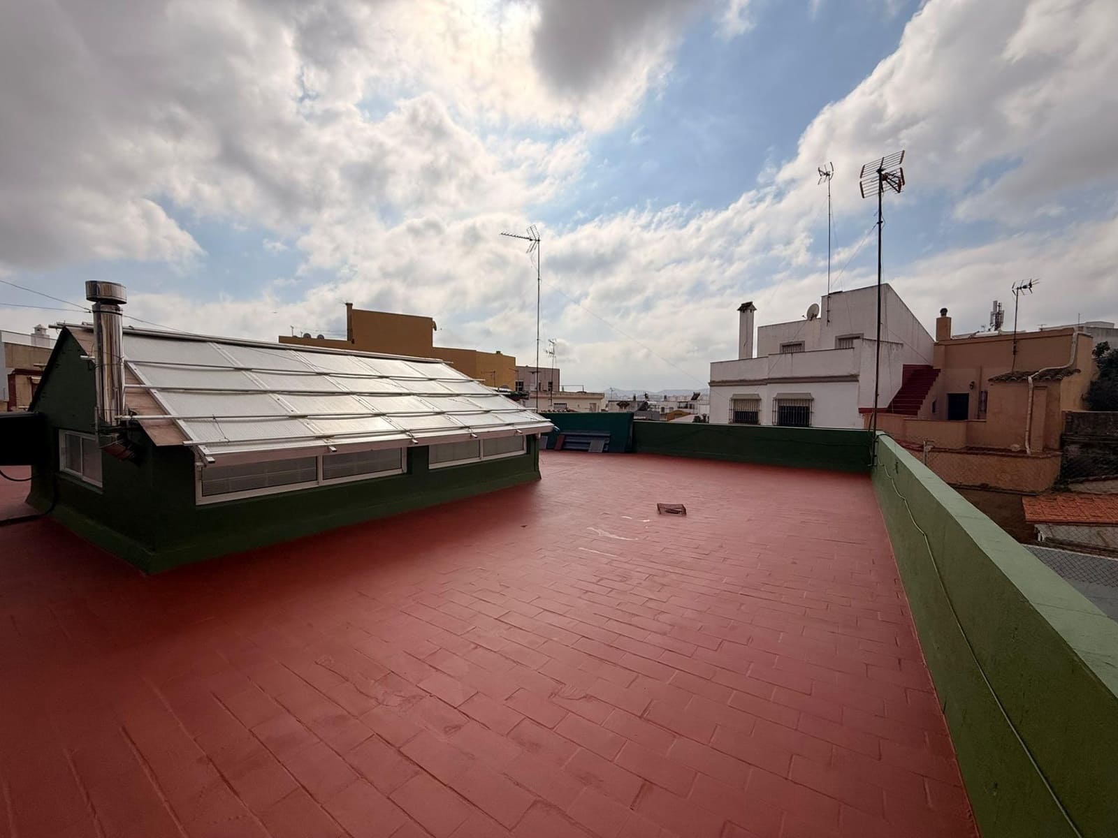 6 camera da letto Villa in vendita in Algeciras con garage - 530.000 € (Rif: 9677637)