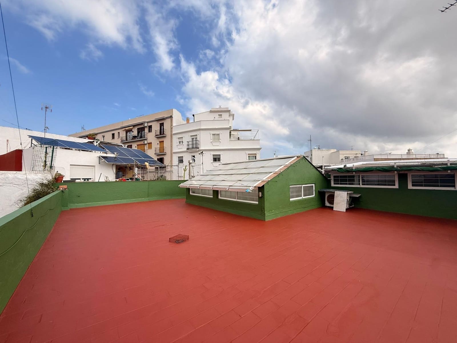 6 camera da letto Villa in vendita in Algeciras con garage - 530.000 € (Rif: 9677637)