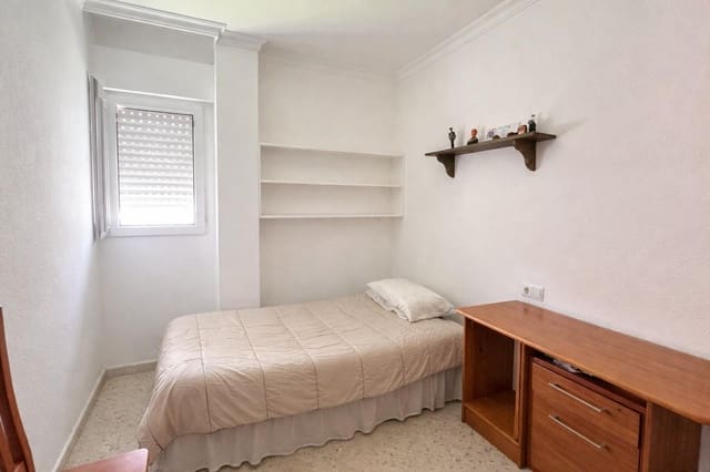 3 soverom Leilighet til salgs i La Línea de la Concepción med garasje - € 218 000 (Ref: 9780771)