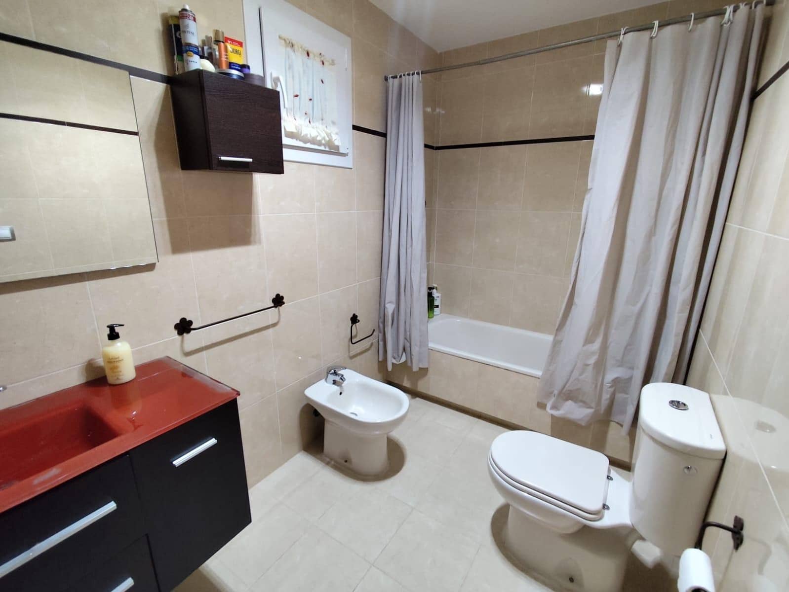 3 sovrum Radhus till salu i La Linea de la Concepcion med garage - 290 000 € (Ref: 9780772)