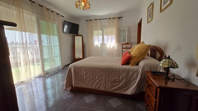 6 sypialnia Willa na sprzedaż w Campamento, San Roque z garażem - 599 000 € (Ref: 9797337)