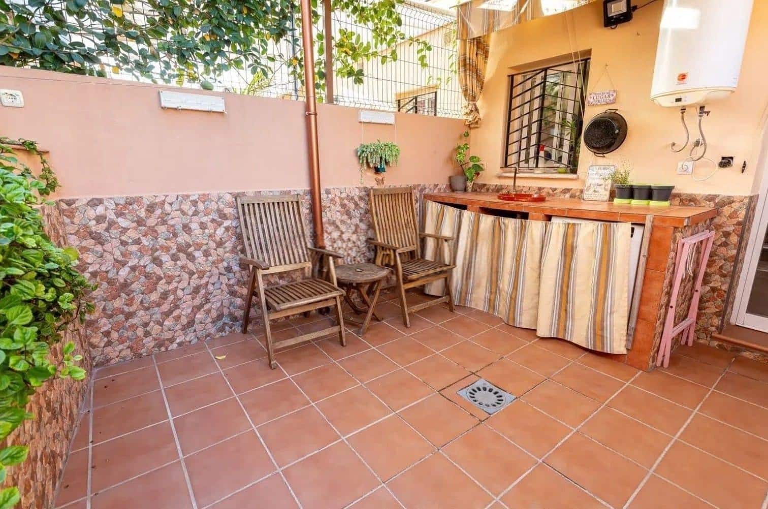 3 sypialnia Dom szeregowy na sprzedaż w Algeciras - 175 000 € (Ref: 9818095)