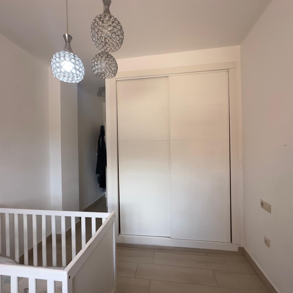 5 sovrum Lägenhet till salu i La Linea de la Concepcion - 295 000 € (Ref: 9818096)