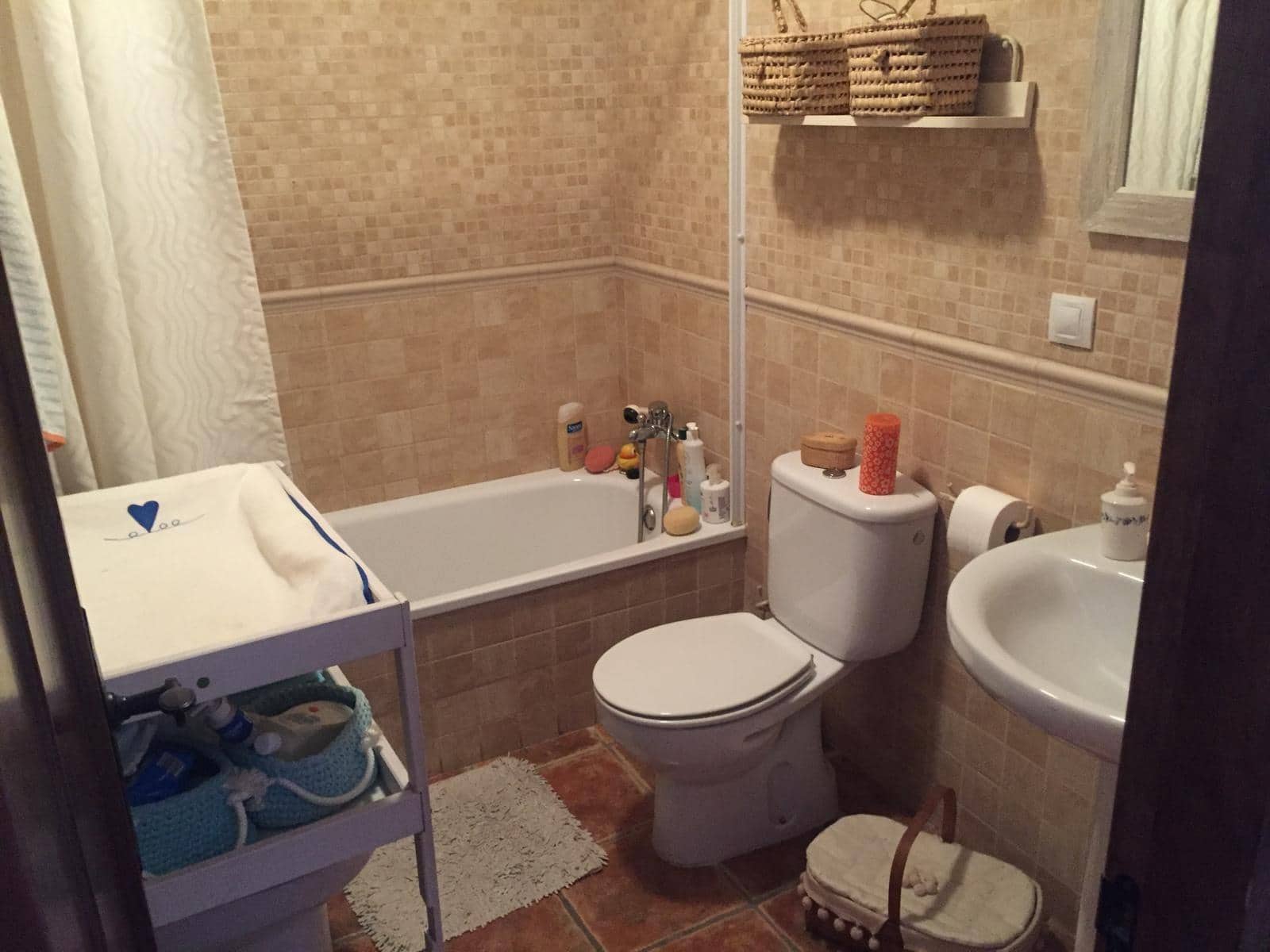 3 soveværelse Rækkehus til salg i La Linea de la Concepcion med garage - € 314.000 (Ref: 9820402)