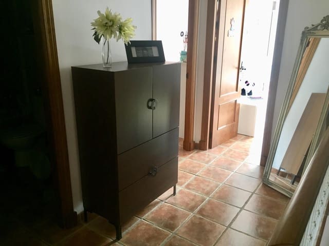 3 quarto Moradia em Banda para venda em La Línea de la Concepción com garagem - 314 000 € (Ref: 9820402)