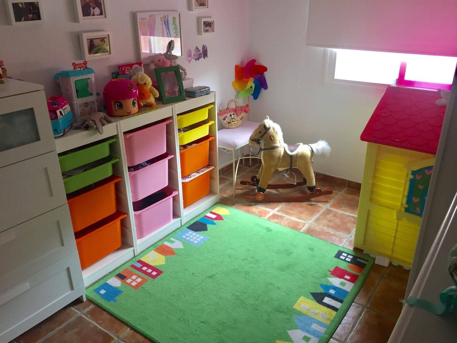 3 bedroom Terraced Villa for sale in La Linea de la Concepcion with garage - € 314,000 (Ref: 9820402)