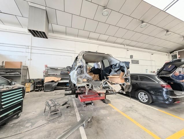 Entreprise à louer à Torrellano, Elche / Elx - 3 500 € (Ref: 10003810)