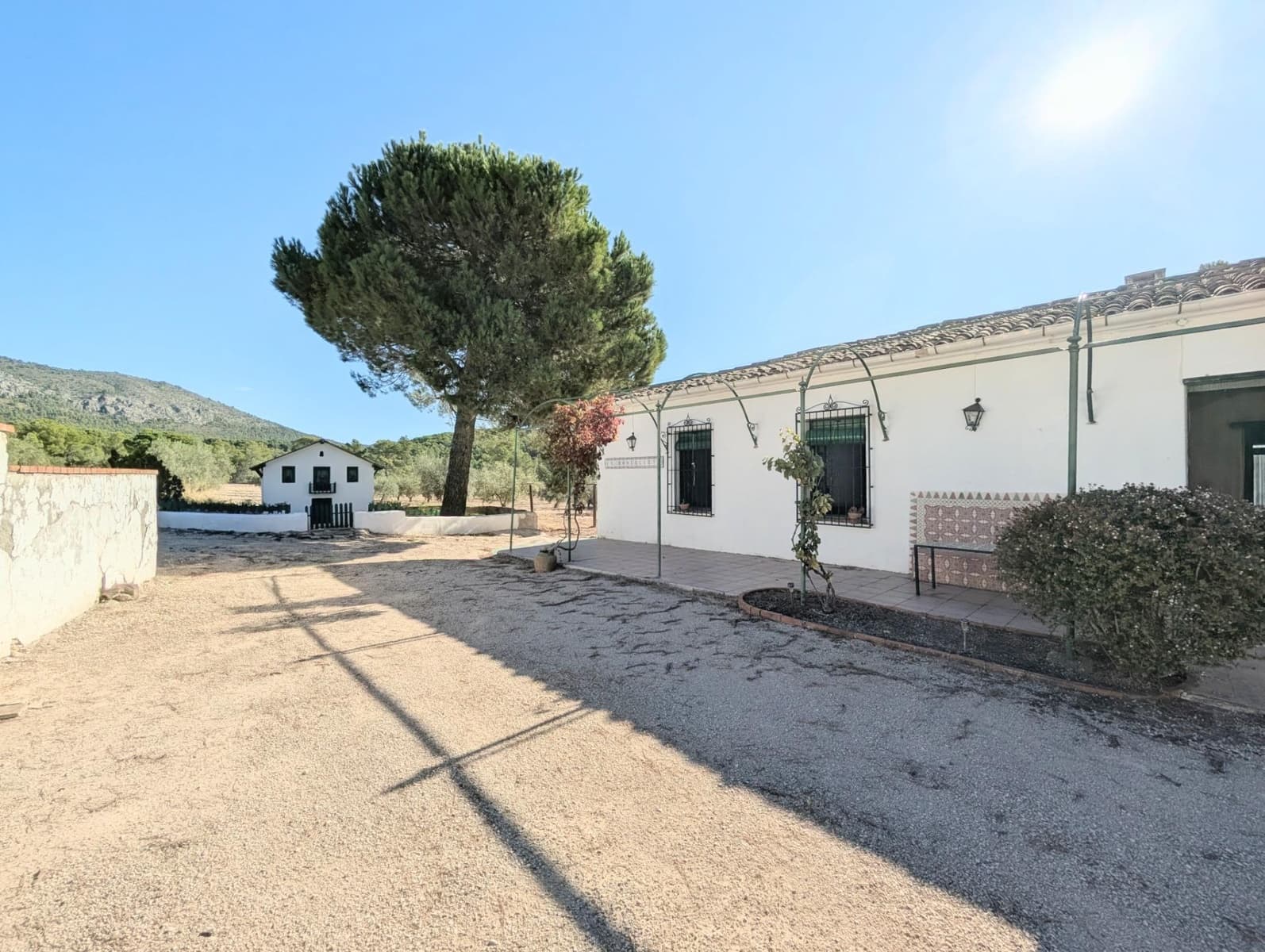 10 bedroom Finca/Country House for sale in Ibi with garage - € 960,000 (Ref: 10115777)