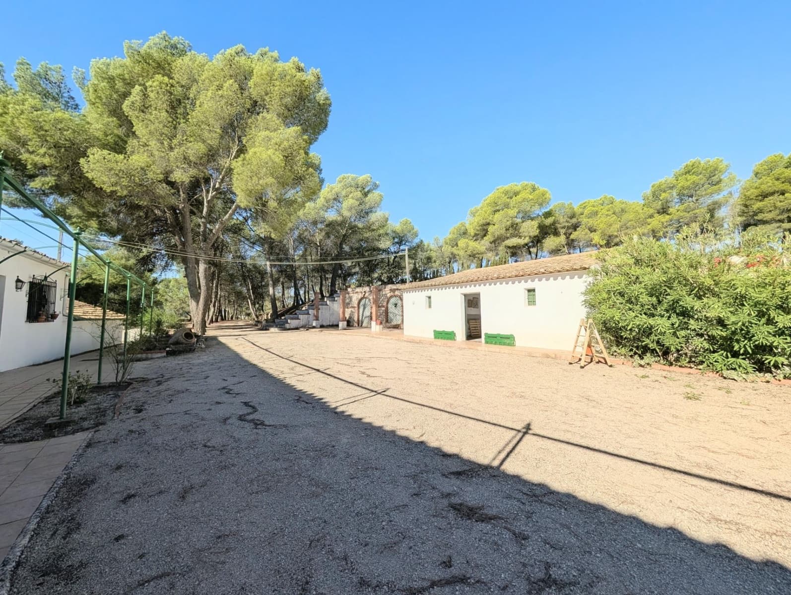 10 bedroom Finca/Country House for sale in Ibi with garage - € 960,000 (Ref: 10115777)