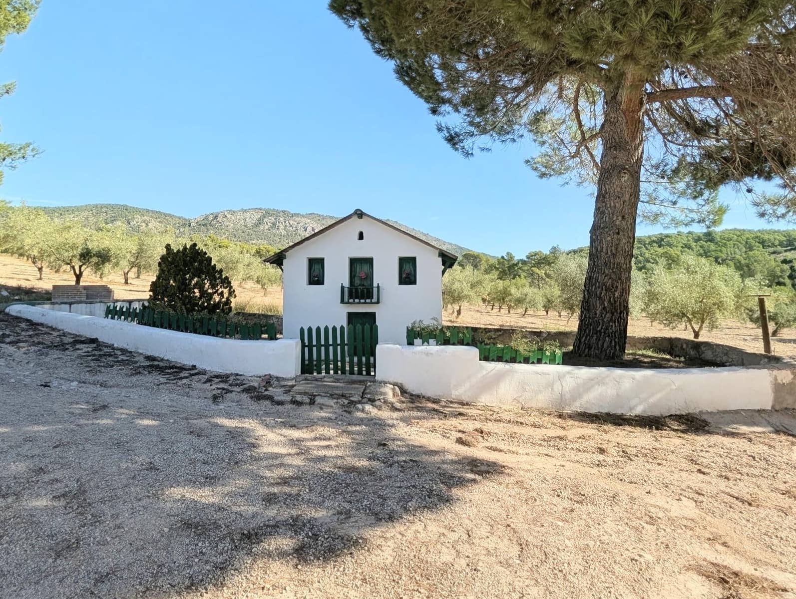 10 bedroom Finca/Country House for sale in Ibi with garage - € 960,000 (Ref: 10115777)