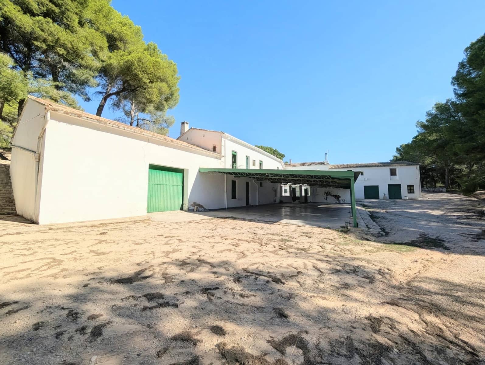 10 bedroom Finca/Country House for sale in Ibi with garage - € 960,000 (Ref: 10115777)