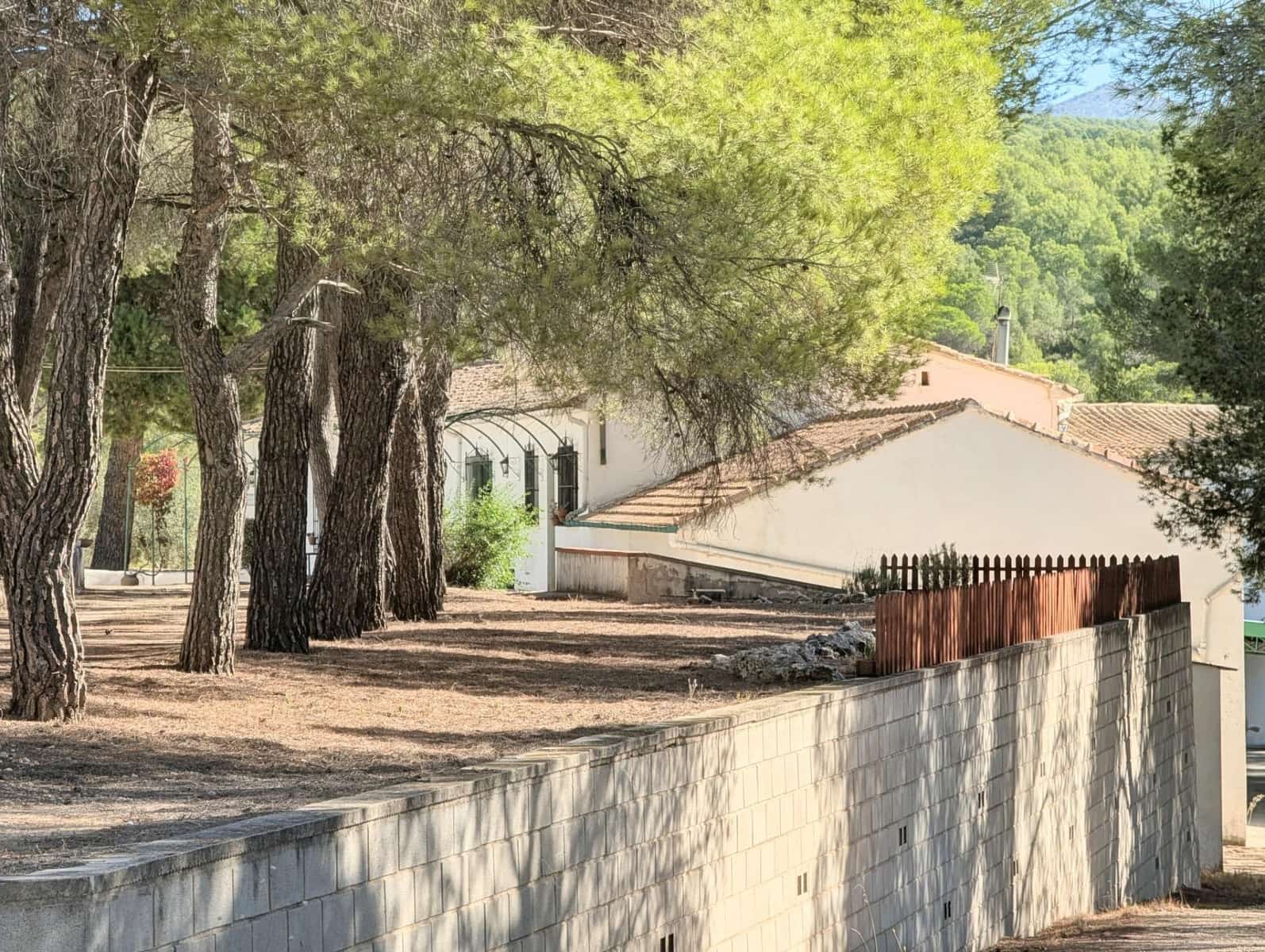 10 bedroom Finca/Country House for sale in Ibi with garage - € 960,000 (Ref: 10115777)