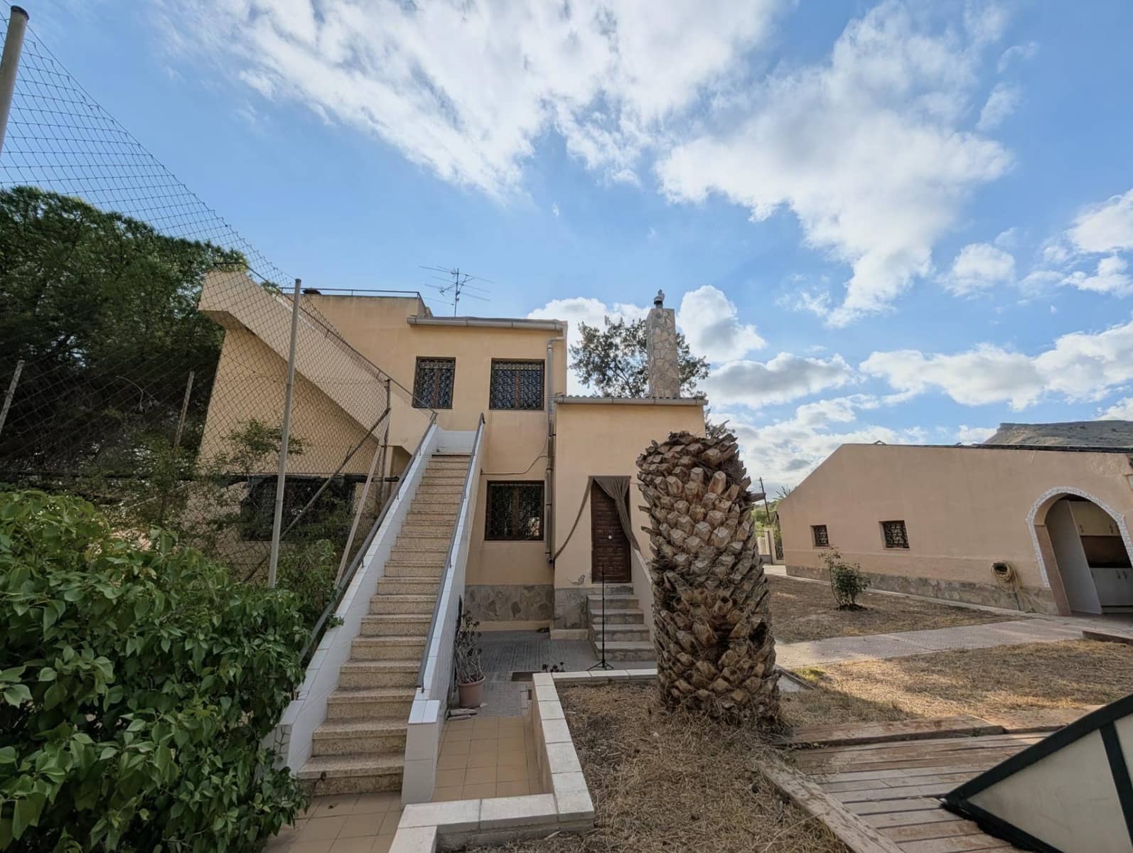 6 slaapkamer Villa te koop in Muchamiel / Mutxamel met zwembad garage - € 355.000 (Ref: 10148904)