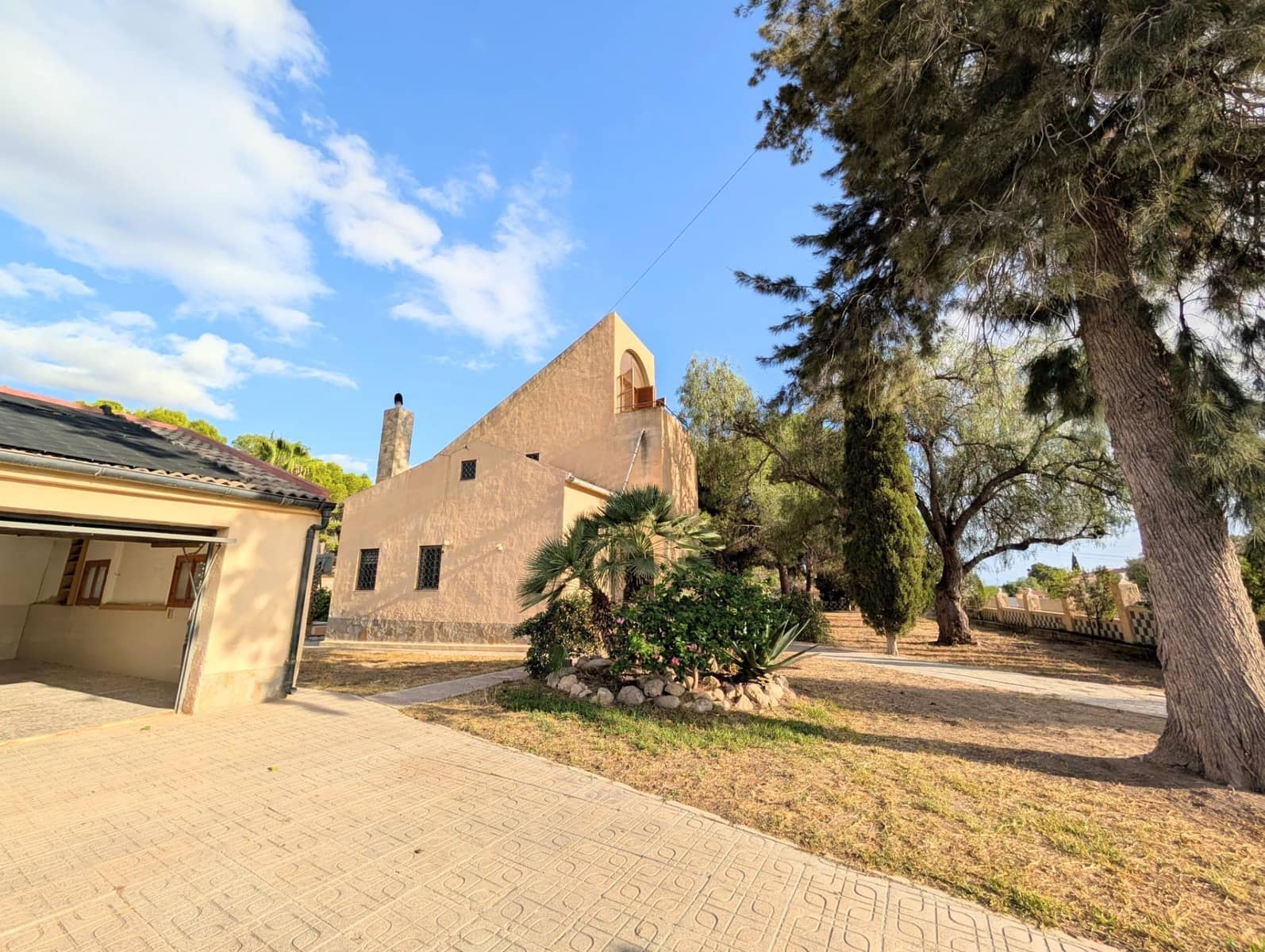 6 slaapkamer Villa te koop in Muchamiel / Mutxamel met zwembad garage - € 355.000 (Ref: 10148904)