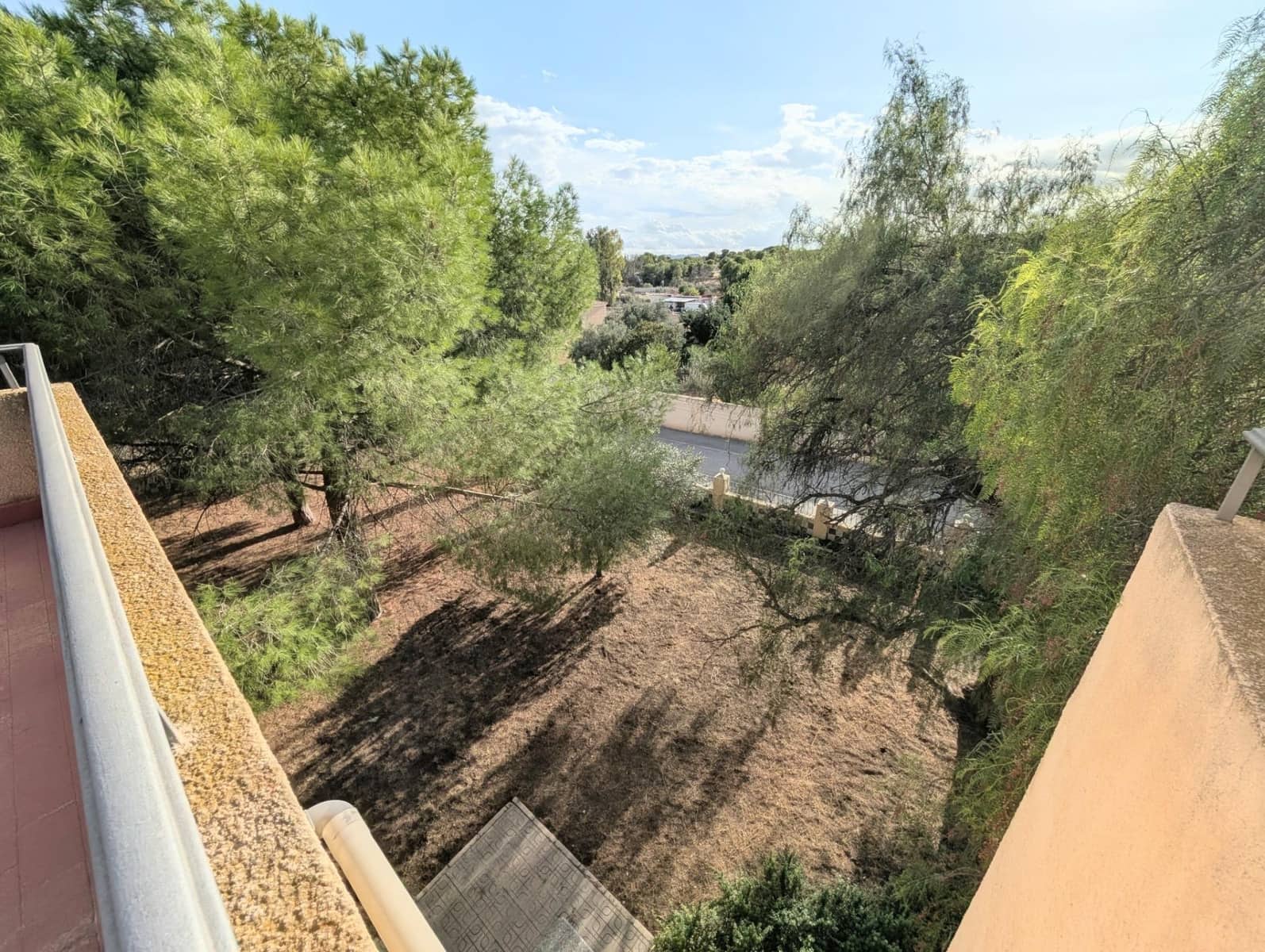 6 slaapkamer Villa te koop in Muchamiel / Mutxamel met zwembad garage - € 355.000 (Ref: 10148904)